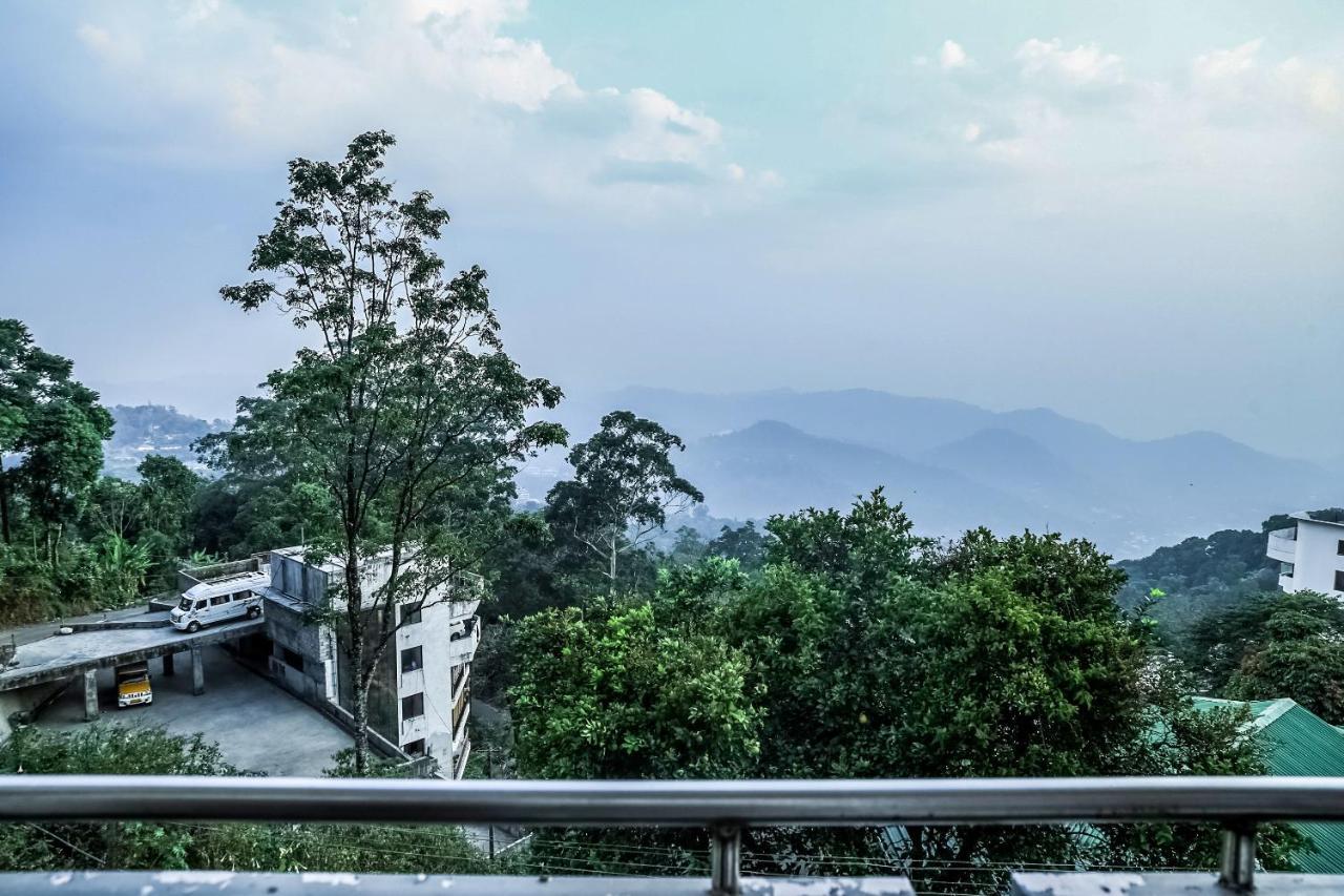 Oyo 8506 Pallivasal Munnar Exterior photo