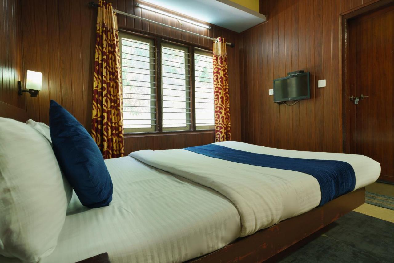 Oyo 8506 Pallivasal Munnar Exterior photo